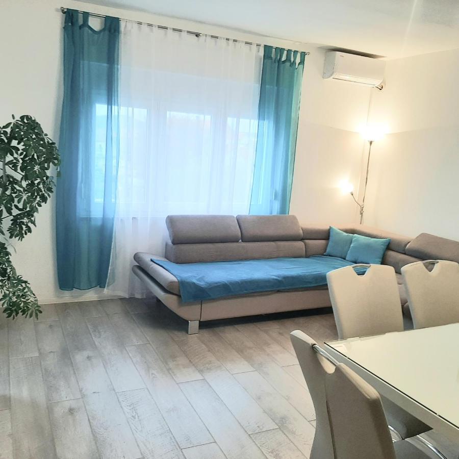 Apartments"Nika" With Private Pool Galovac  Exterior foto