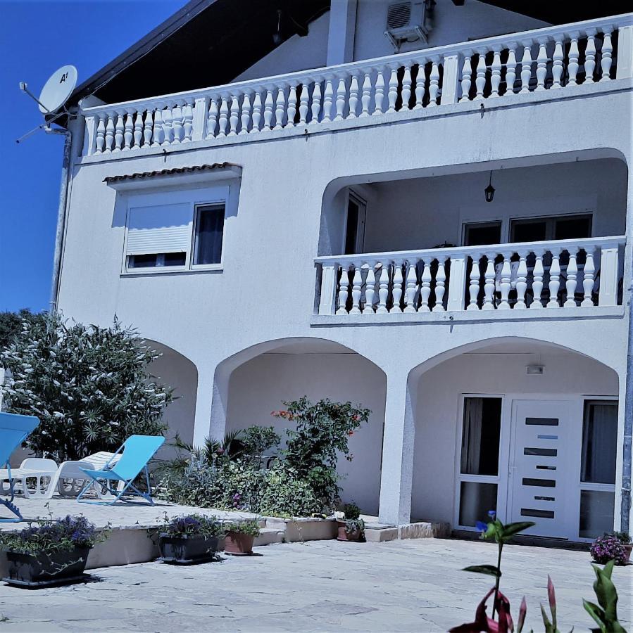 Apartments"Nika" With Private Pool Galovac  Exterior foto